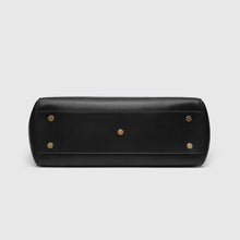 Load image into Gallery viewer, Alkemeatelier Earth Satchel Black